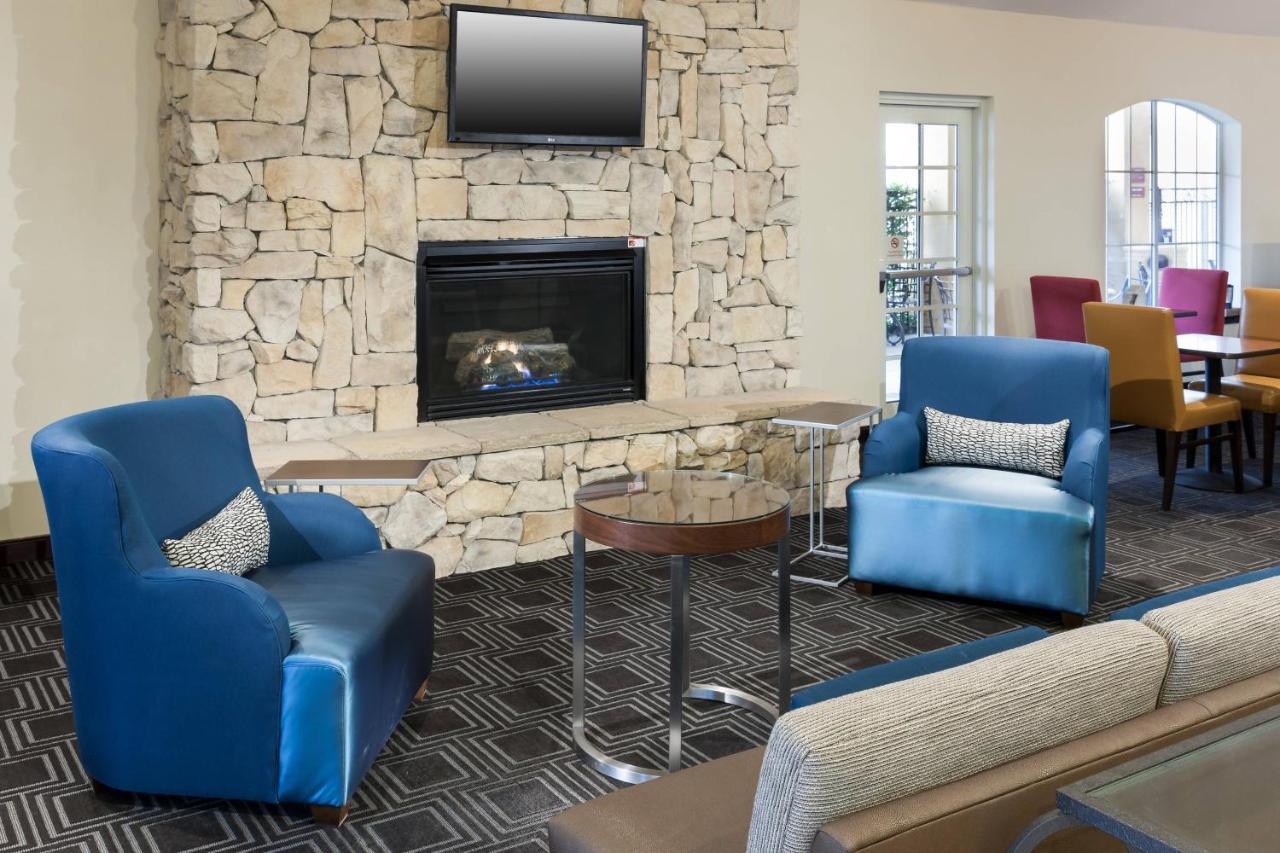 Towneplace Suites By Marriott San Antonio Airport מראה חיצוני תמונה